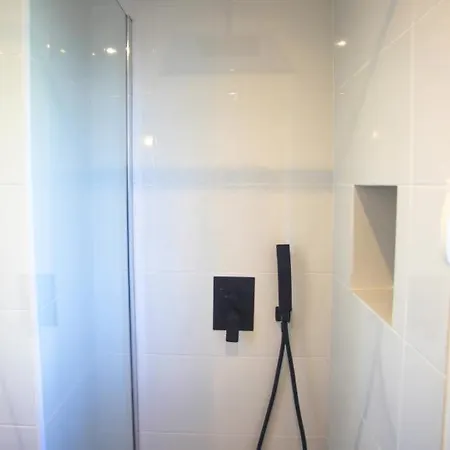 Walk To Puerto Banus, 2br, 2bth, Pool Appartement