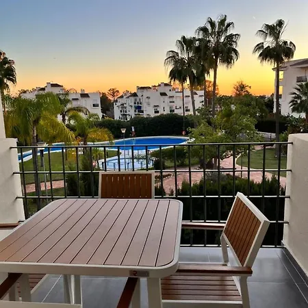 Walk To Puerto Banus, 2br, 2bth, Pool Marbellac