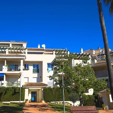 Appartement Walk To Puerto Banus, 2br, 2bth, Pool